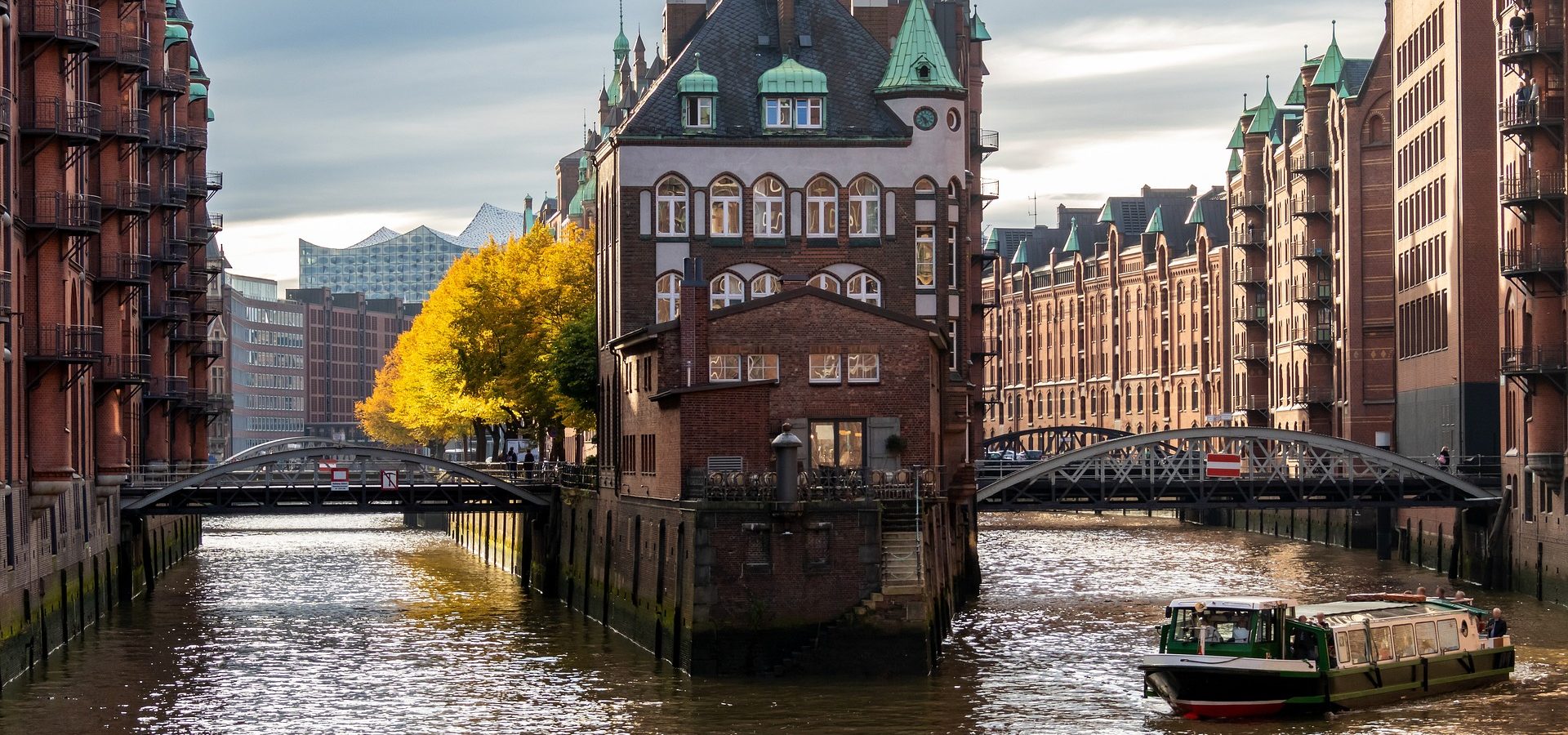 hamburg-4570577_1920